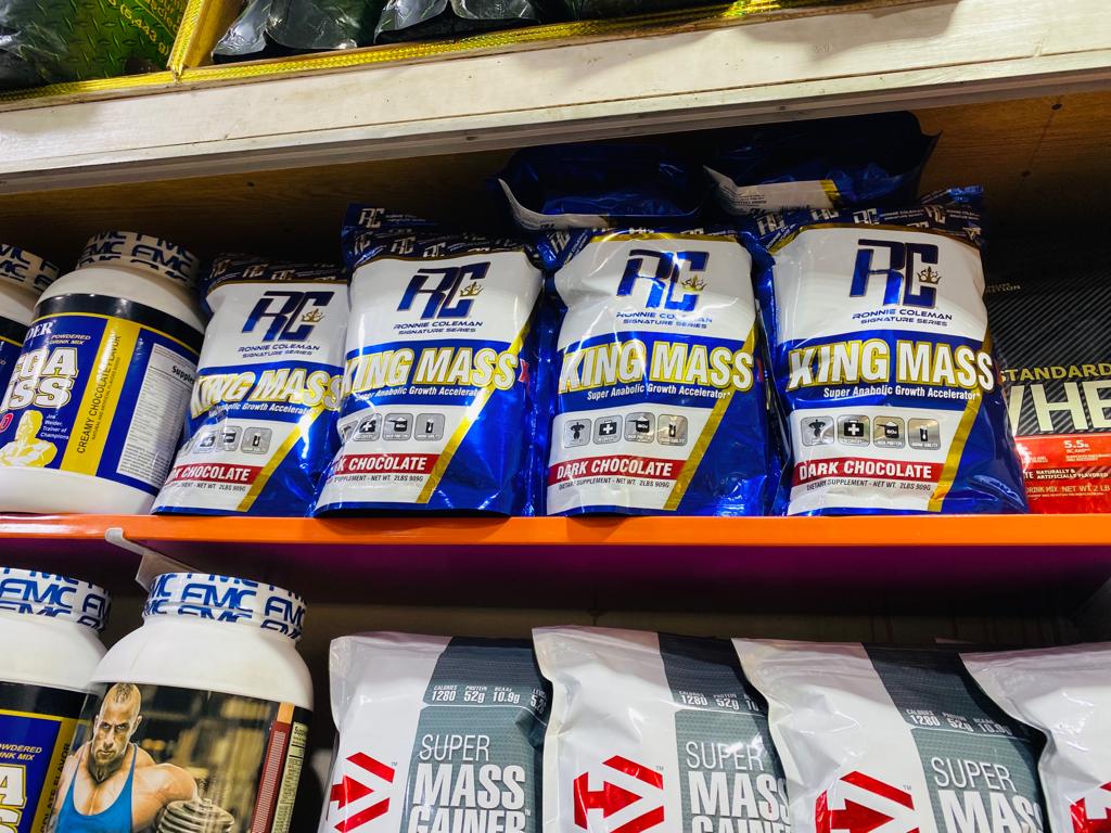 Serious mass 2 lbs chocolate Flavor made in pakistan