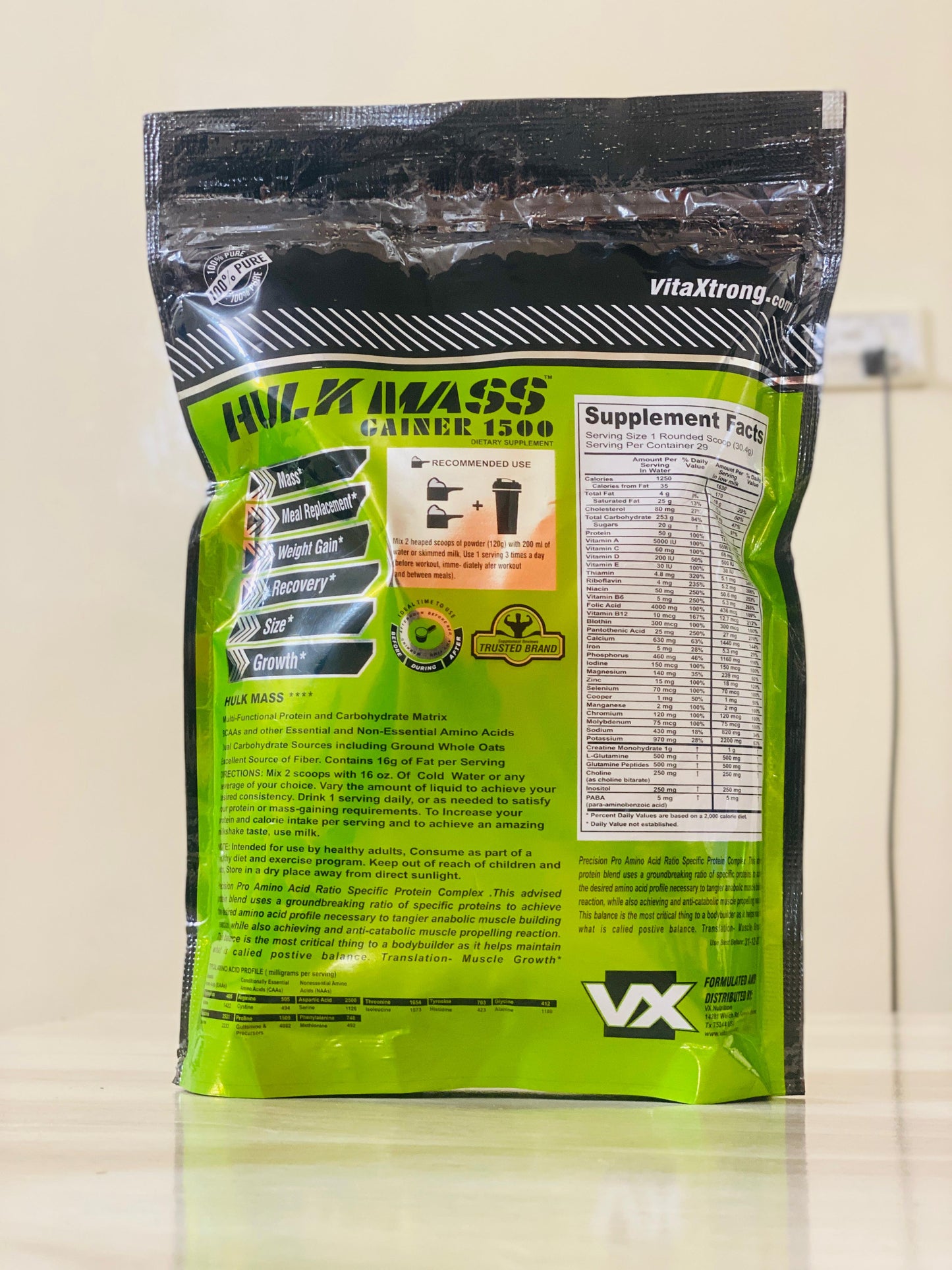 Hulk Mass 2 lbs Weight Gainer 29 servings Chocolate flavor